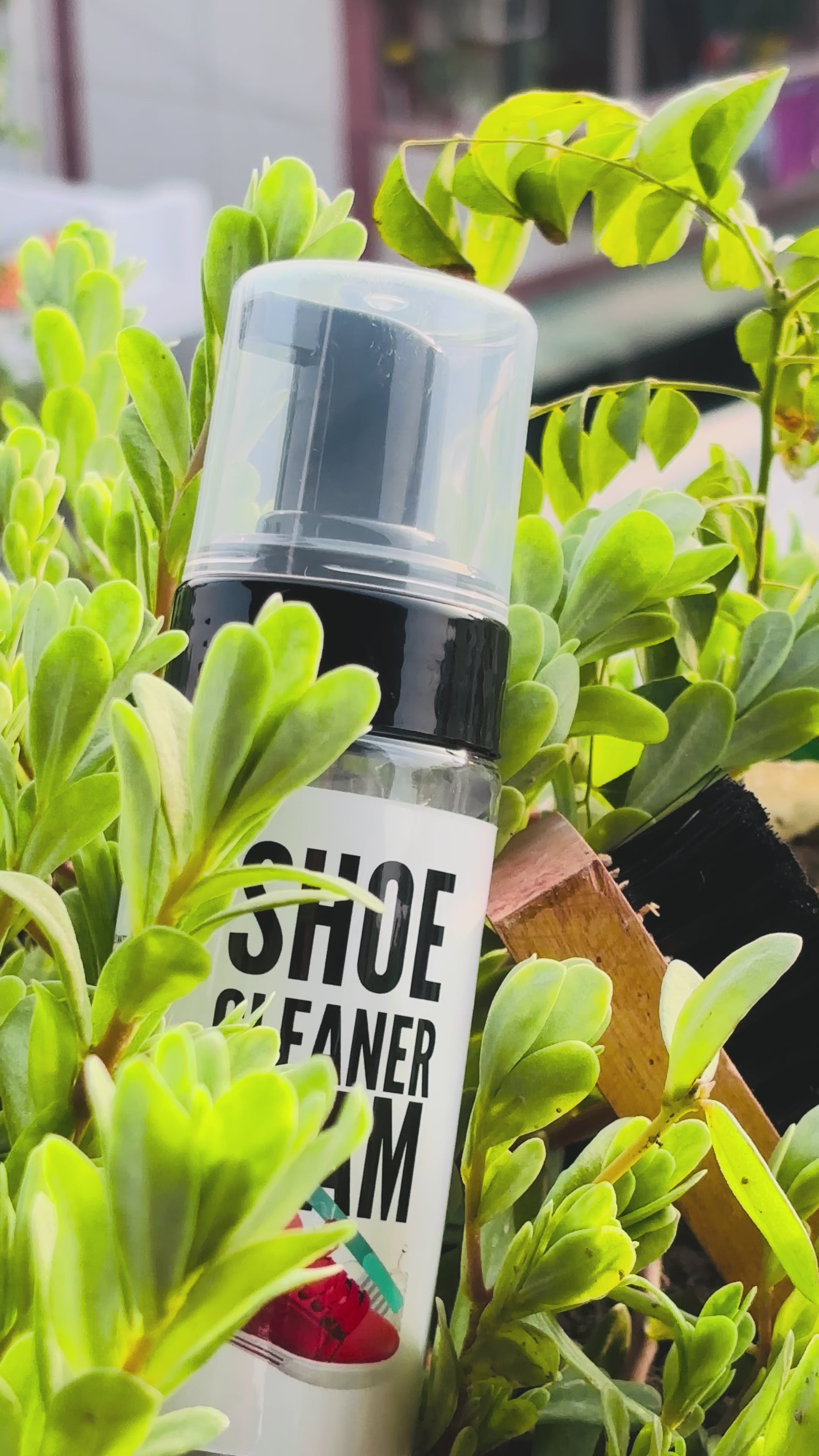 Unitymark Shoe Cleaner Foam – Instant Sneaker & Shoe Cleaning Solution